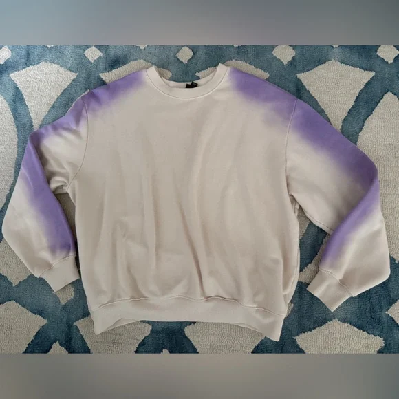 Wild Fable Cream Sweatshirt with Lavender Dip-Dye Shoulders - Picture 3 of 15